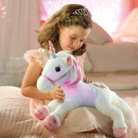 Lica bella, the animated plush unicorn